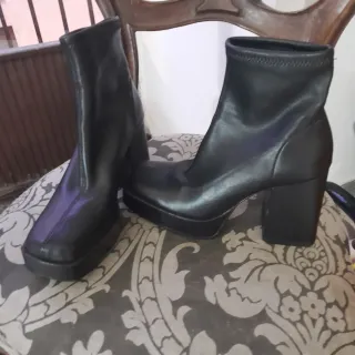 Stivaletti Zara n.37 neri