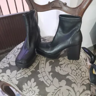 Stivaletti Zara n.37 neri