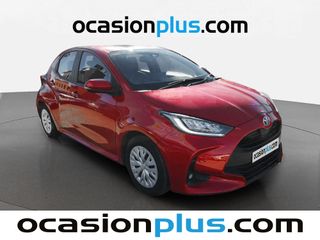 Toyota Yaris 120H Business Plus 85 kW (116 CV)