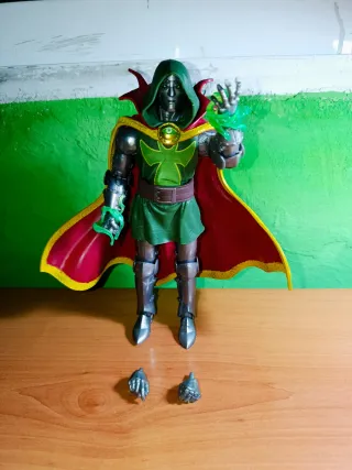 Marvel Legends Emperor Doom