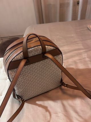 Mochila Michael Kors Beige y Marrón