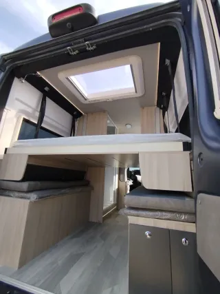 Camper/autocaravana