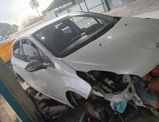 Peugeot mando elevalunas delantero 208 441280