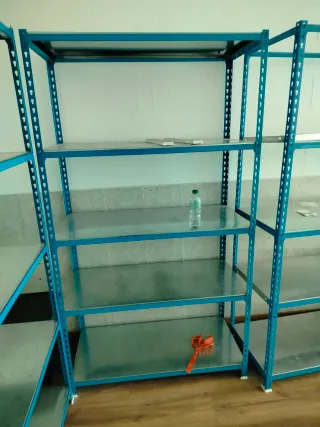 3 Estanterías metálicas azul 5 baldas