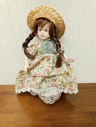 Bambola ceramica vintage 15 cm