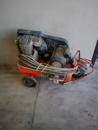 Compresor de aire 50L poco uso