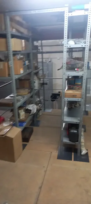 Recambios agrícolas de tractor ford 2000 y 3000.