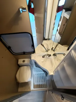 Caravana ACROSS Arena 432CDL