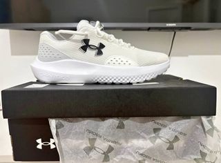 Zapatillas Under Armour Charged Blancas