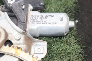 Elevalunas toyota 8570202020 avensis cross 1283707