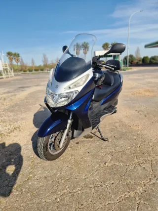 Suzuki Burgman 125 Azul Plata
