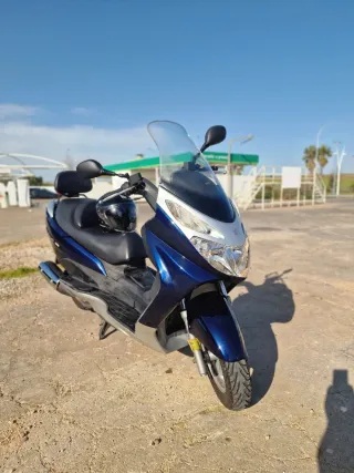 Suzuki Burgman 125 Azul Plata