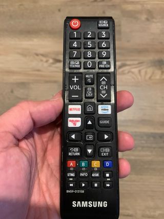 Televisor Samsung 50'' 4K (UE50RU7025K)