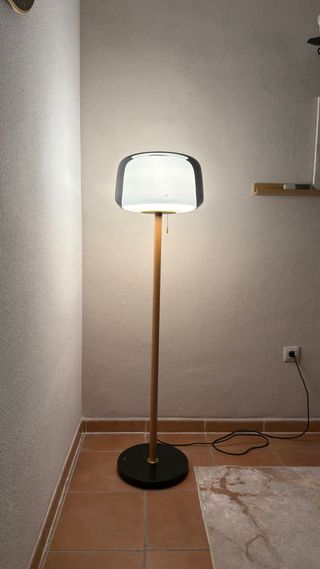 Discontinuada Lámpara de pie IKEA EVEDAL Mármol