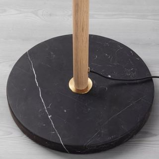 Discontinuada Lámpara de pie IKEA EVEDAL Mármol