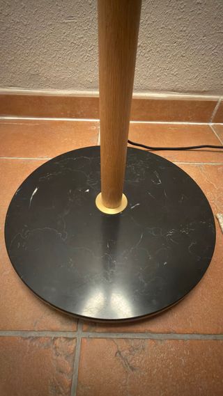 Discontinuada Lámpara de pie IKEA EVEDAL Mármol