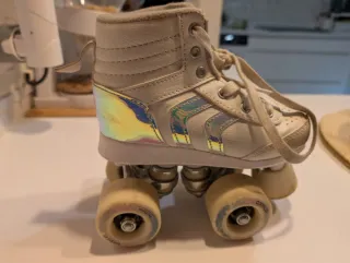 Patines de niña blancos