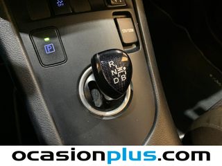 Toyota Auris 140H Hybrid Touring Sports Feel! Edition 100 kW (136 CV)