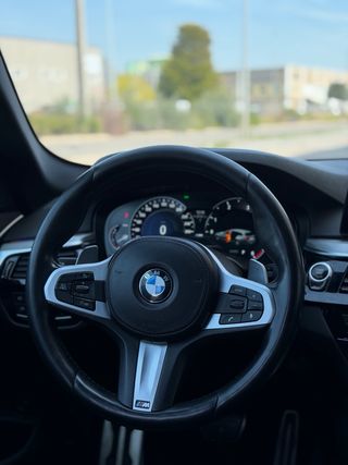 BMW G31 525d 231CV Pano CarPlay 8AUT Impecable