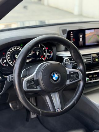 BMW G31 525d 231CV Pano CarPlay 8AUT Impecable