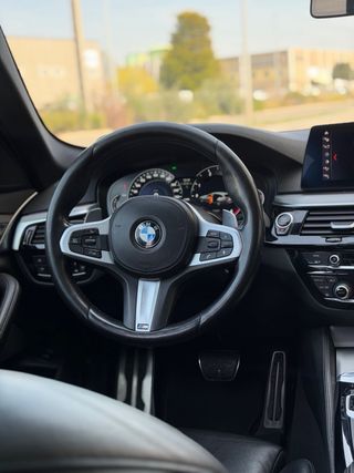 BMW G31 525d 231CV Pano CarPlay 8AUT Impecable