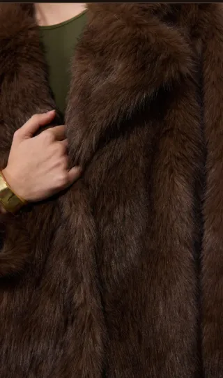 Abrigo pelo sintético marrón Talla M