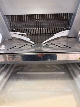 Cortadora de pan Salva con soporte