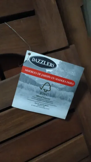 Arcon de madera y metal marca DAZZLERS