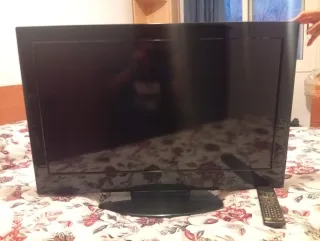 2 Televisores Negros