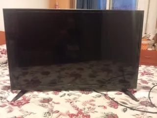 2 Televisores Negros