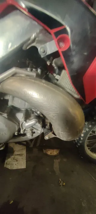 Honda CR 250 2001 y Kawasaki KX 125 1990