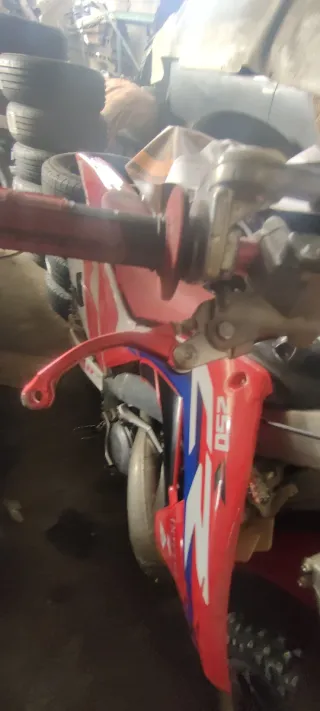 Honda CR 250 2001 y Kawasaki KX 125 1990