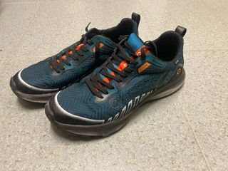 Zapatillas Atom Fluchos Talla 44