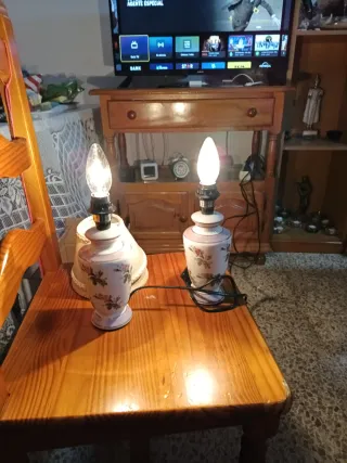 Dos Lámparas de Mesa