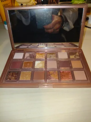 Paleta Maquillaje Huda Beauty Naughty