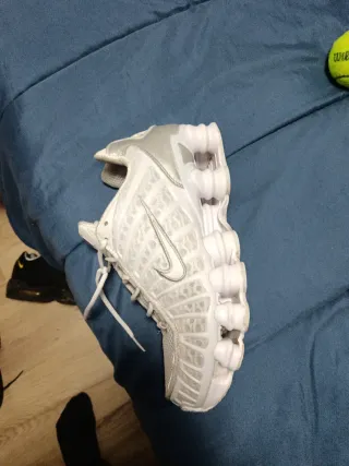 Nike Shox Talla 41 Plata y Blanco