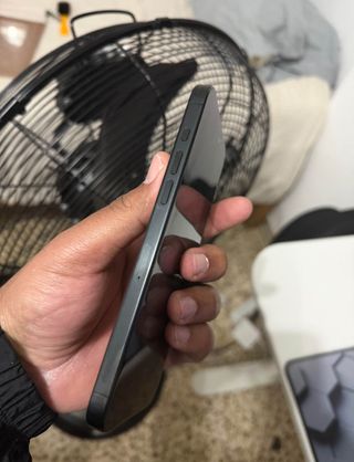 iPhone 15 Pro Max Gris