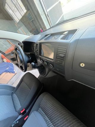 Volkswagen Transporter T5 2012