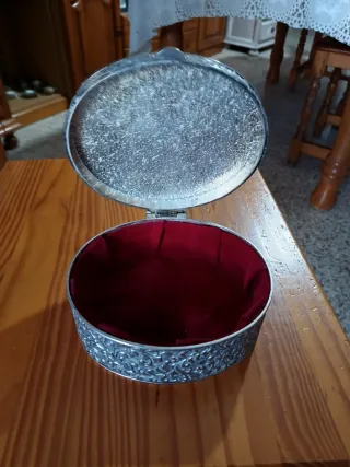 Joyero de Alpaca con Diseño Floral