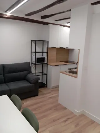 Alquilamos ático acabado de reformar en Alcoy