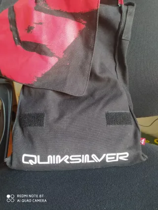 Bandolera Quiksilver Negra y Roja