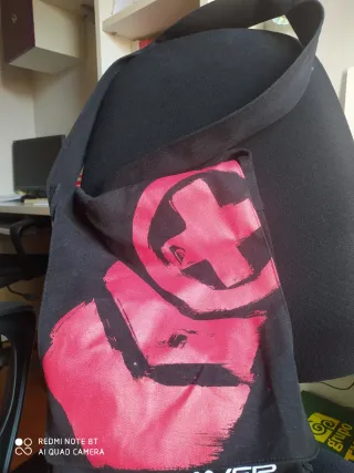 Bandolera Quiksilver Negra y Roja