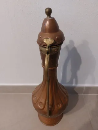 Antica brocca/teiera in rame