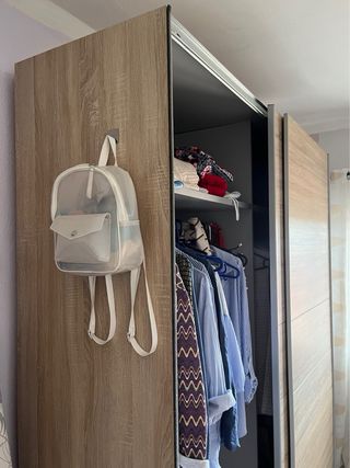 Guardaroba in rovere con porte scorrevoli