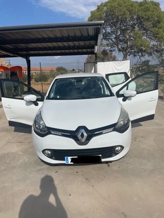 Coche Renault Clio 2016