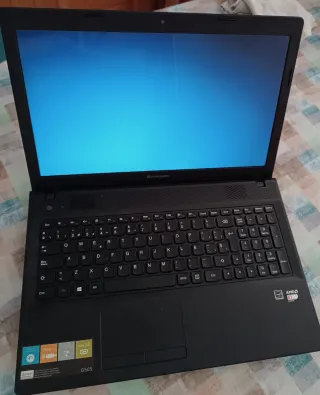 Ordenador portátil Lenovo negro/gris