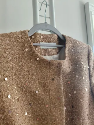 Chaqueta Zara lentejuelas doradas