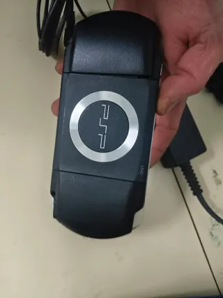 Sony PSP 1004 Value Pack Negra