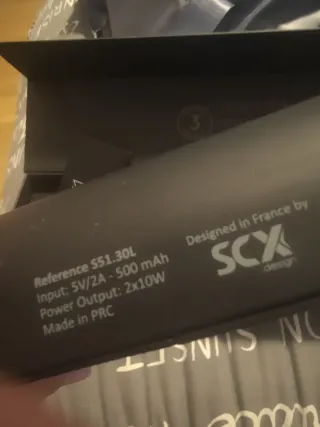 Barra de sonido negra