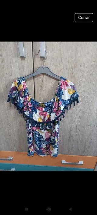 Blusa Springfield Talla M Hombros Descubiertos